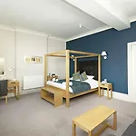 Windermere Hotel